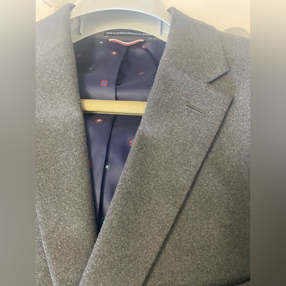Tommy Hilfiger Thflex Colby Two Button Blazer dark grey Modern Pocket Notch 42S - Picture 6 of 10
